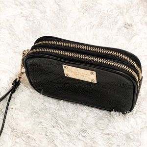 Black/gold leather Michael Kors wristlet